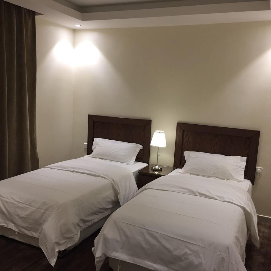 Aparthotel Asfar Plaza à Khobar Extérieur photo