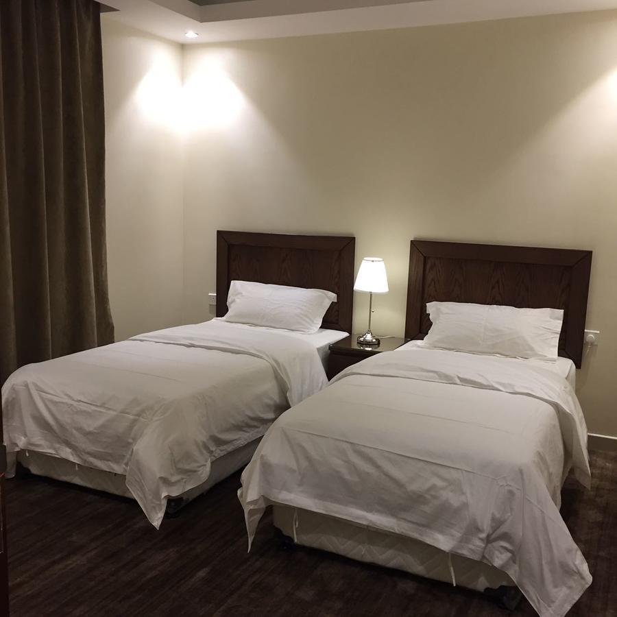 Aparthotel Asfar Plaza à Khobar Extérieur photo