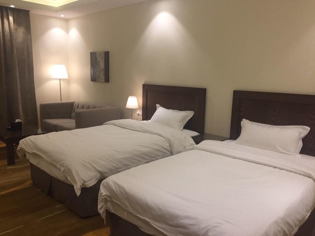 Aparthotel Asfar Plaza à Khobar Extérieur photo
