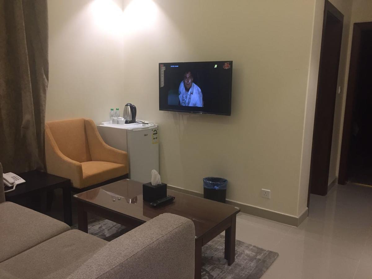 Aparthotel Asfar Plaza à Khobar Extérieur photo