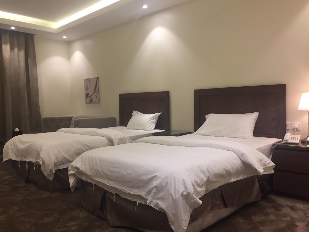 Aparthotel Asfar Plaza à Khobar Extérieur photo